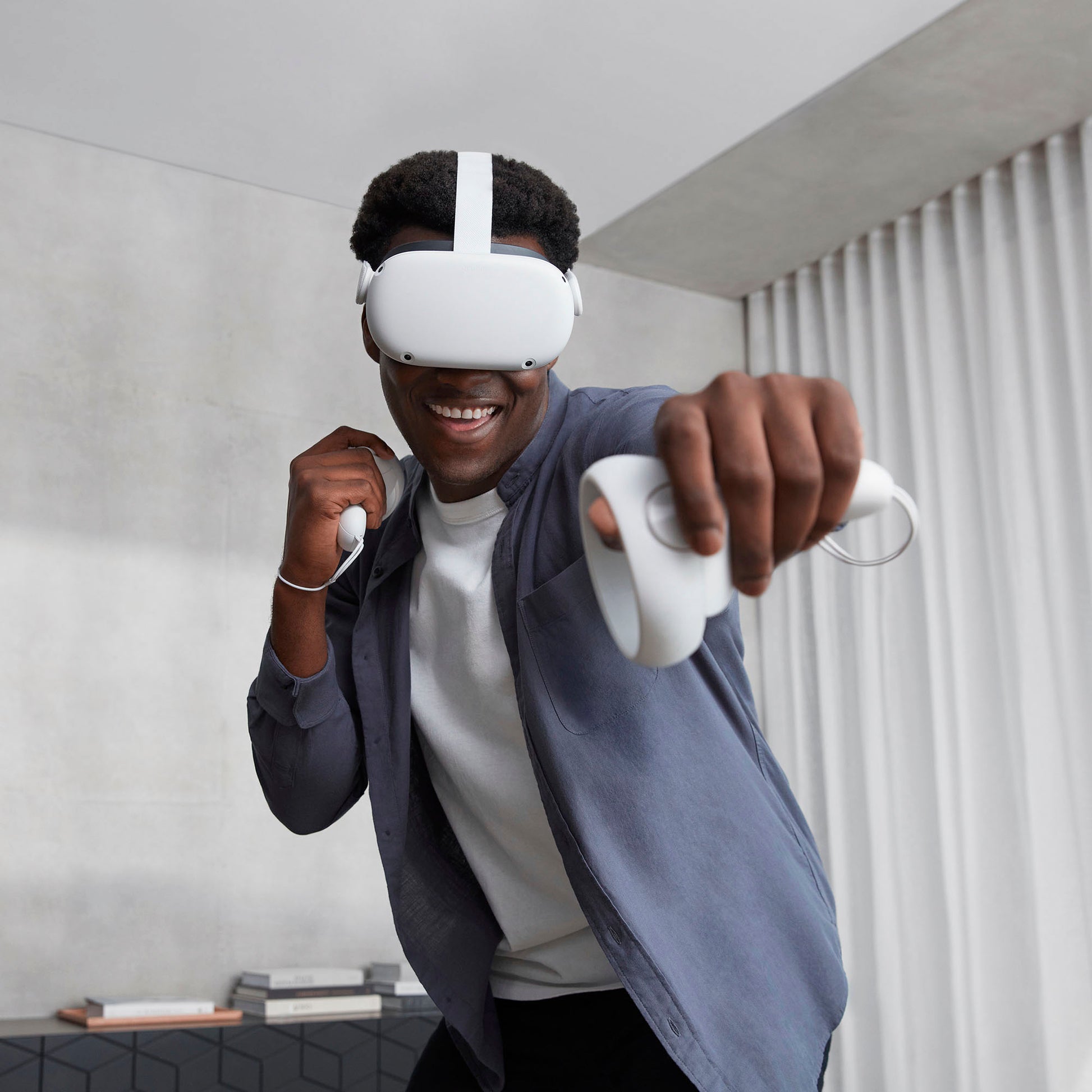 OCULUS – QUEST 2 – ADVANCED ALL-IN-ONE VIRTUAL REALITY HEADSET