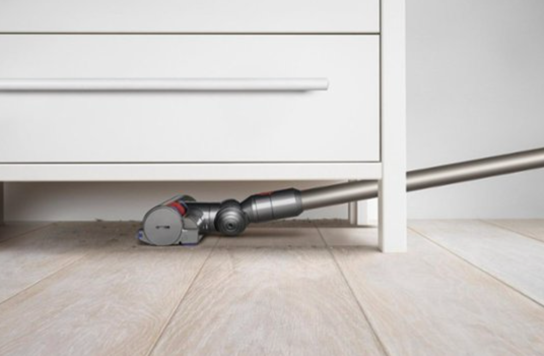 Dyson - V8 Animal Cord-Free Stick Vacuum - Iron